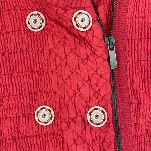 Santorelli Italian Made Red Quilted Zip Front Jacket - Picture 3 of 9